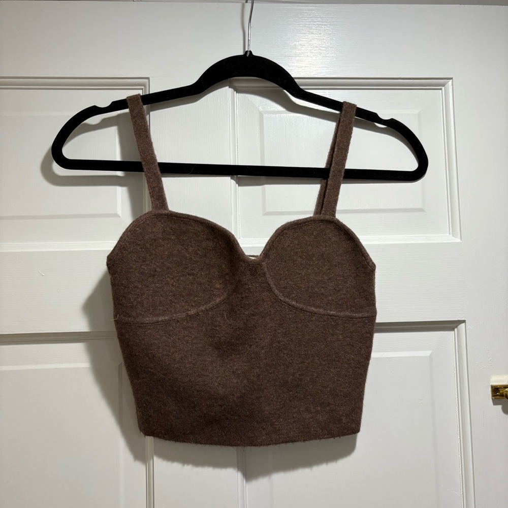 Wilfred aritzia sweater tank top